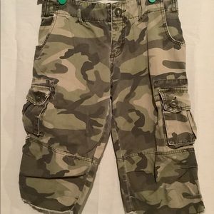 TNA camo print 3/4 cargo pants